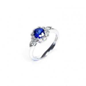 18Ct White Gold Sapphire And Diamond Ring