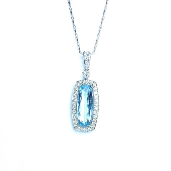 18ct White Gold Aquamarine & Diamond Pendant