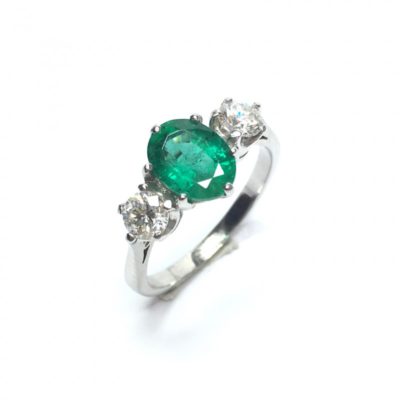 Second Hand Emerald & Diamond Ring in Platinum