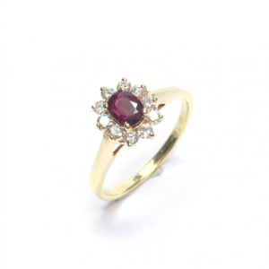 Image of second hand ruby & diamond ring in 18ct yellow gold