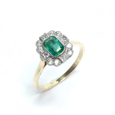 Second Hand Emerald & Diamond Ring in 18ct Yellow Gold