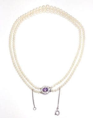 Image of second hand cultured pearl necklace
