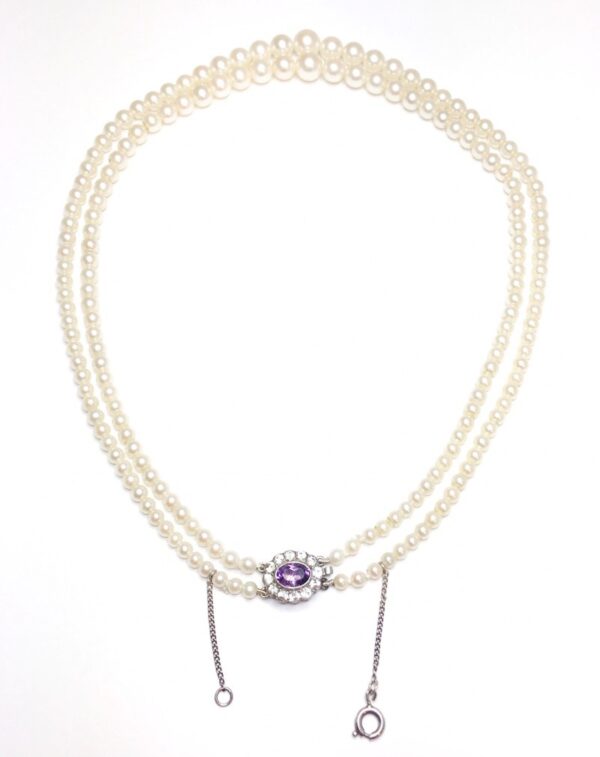 Image of second hand cultured pearl necklace