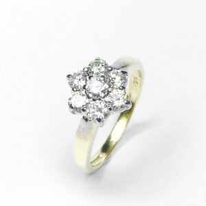 Image of second hand 18ct yellow gold diamond ring, 0.75ct