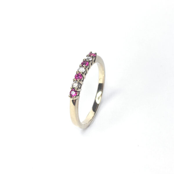 18ct Yellow Gold Ruby & Diamond Ring
