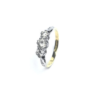 Second Hand 18ct Yellow Gold Diamond 3 Stone Ring