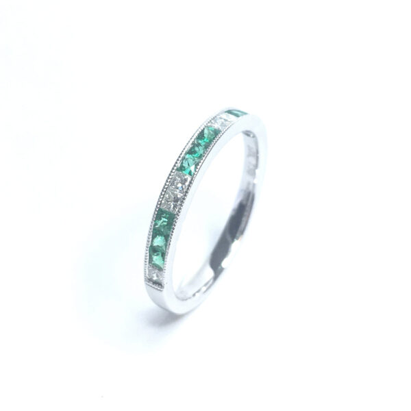 18ct White Gold Emerald & Diamond Half Eternity Ring