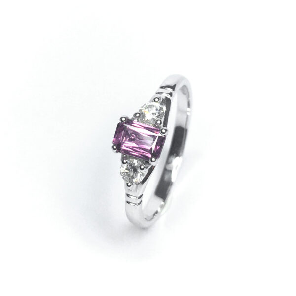 18ct White Gold Pink Sapphire & Diamond Ring