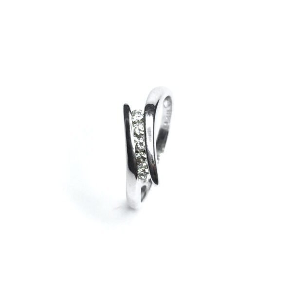 Second Hand 9ct White Gold Diamond Ring