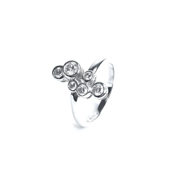 18ct White Gold Diamond 6 Stone Ring