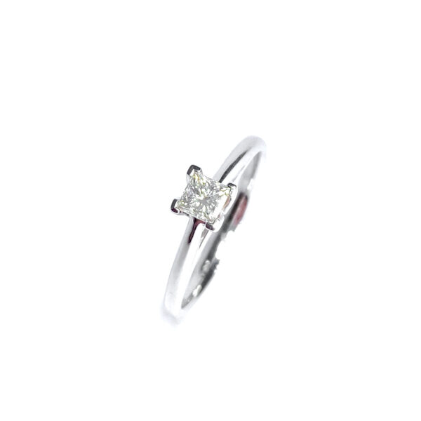 Platinum Diamond Solitaire Ring
