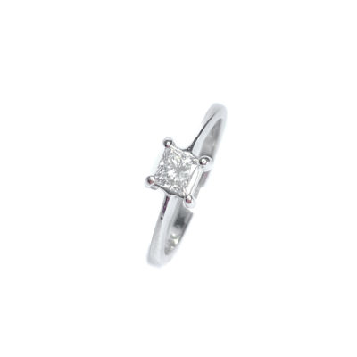Second Hand Platinum Diamond Solitaire Ring