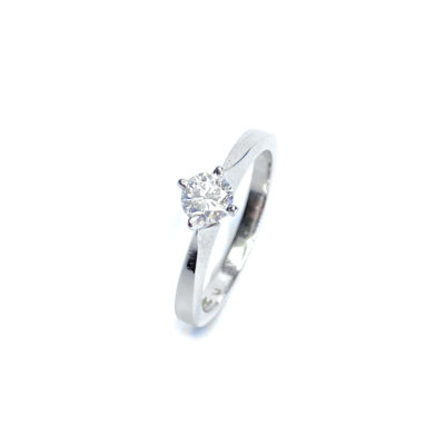 Second Hand Platinum Diamond Engagement Ring