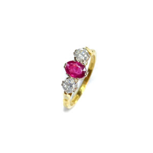 Second Hand 18ct Yellow Gold Ruby & Diamond 3 Stone Ring