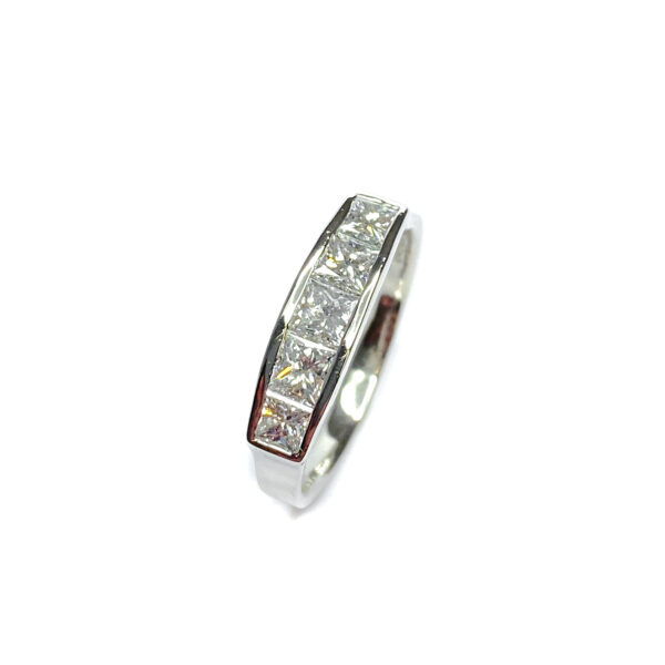 Second Hand Patinum 5 Stone Princess Cut Diamond Ring