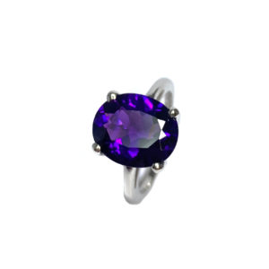 Second Hand 18ct White Gold Amethyst Ring