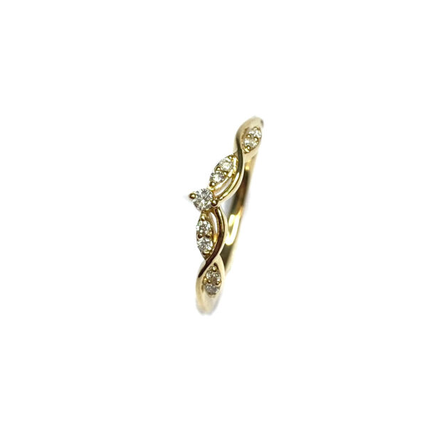 18ct Yellow Gold Diamond Ring