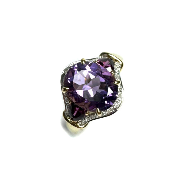 Second Hand 9ct Amethyst & Diamond Ring