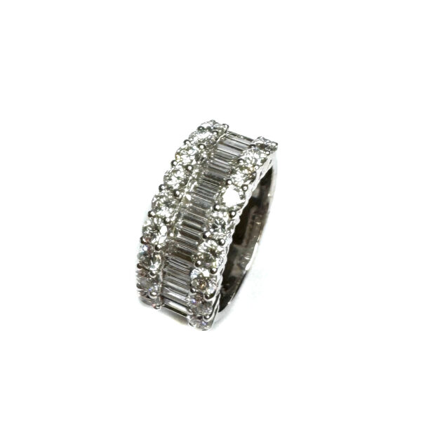 Second Hand 18ct White Gold Diamond Ring