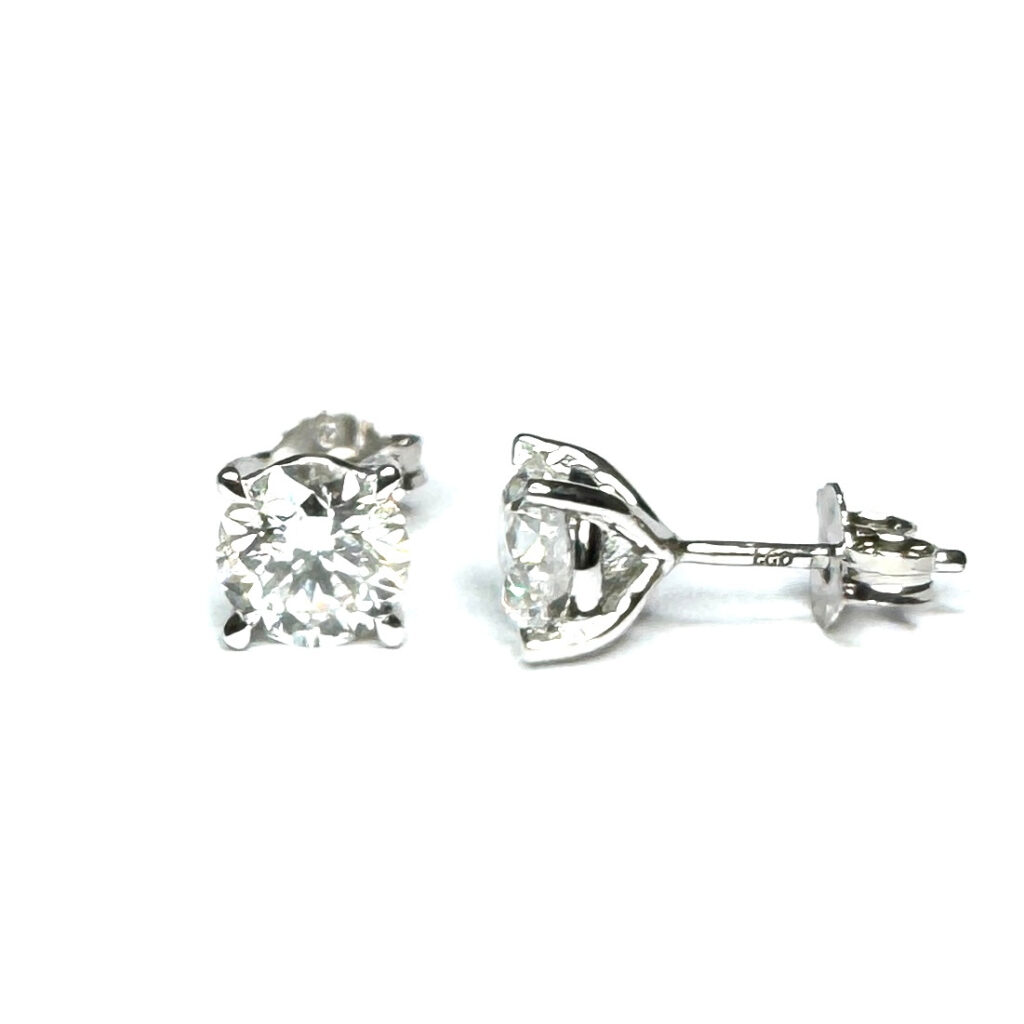 18ct White Gold Lab Grown Diamond Stud Earrings