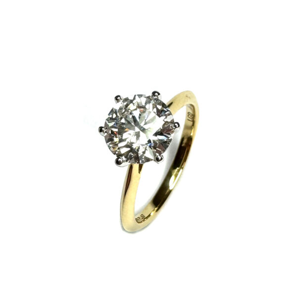 18ct Yellow Gold Lab Grown Diamond Ring 2.10ct