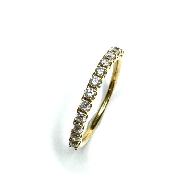 18ct Yellow Gold Diamond Ring