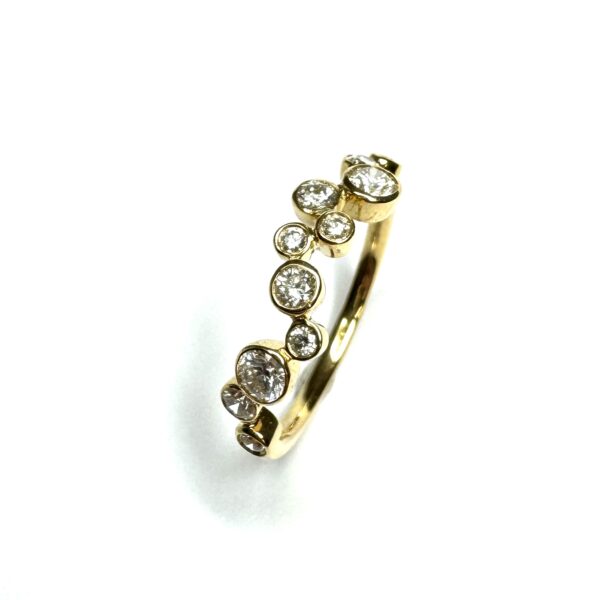 18ct Yellow Gold Diamond Ring