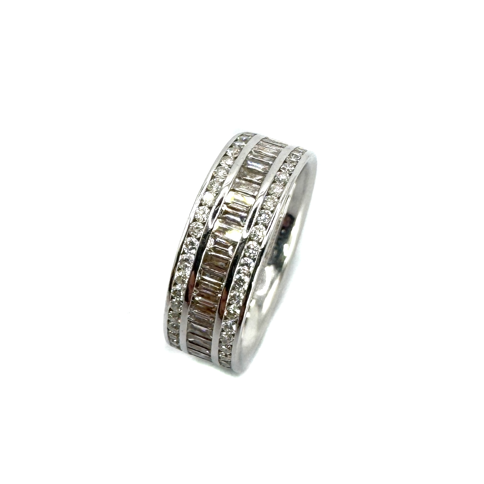 Second Hand 18ct White Gold Diamond Ring