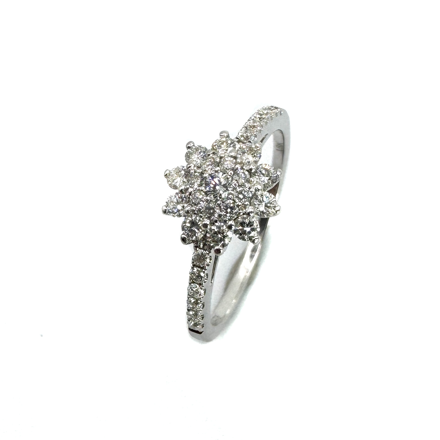 Second Hand 18ct White Gold Diamond Ring