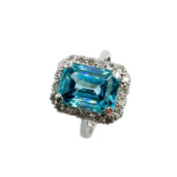 Second Hand 18ct White Gold Blue Zircon & Diamond Ring
