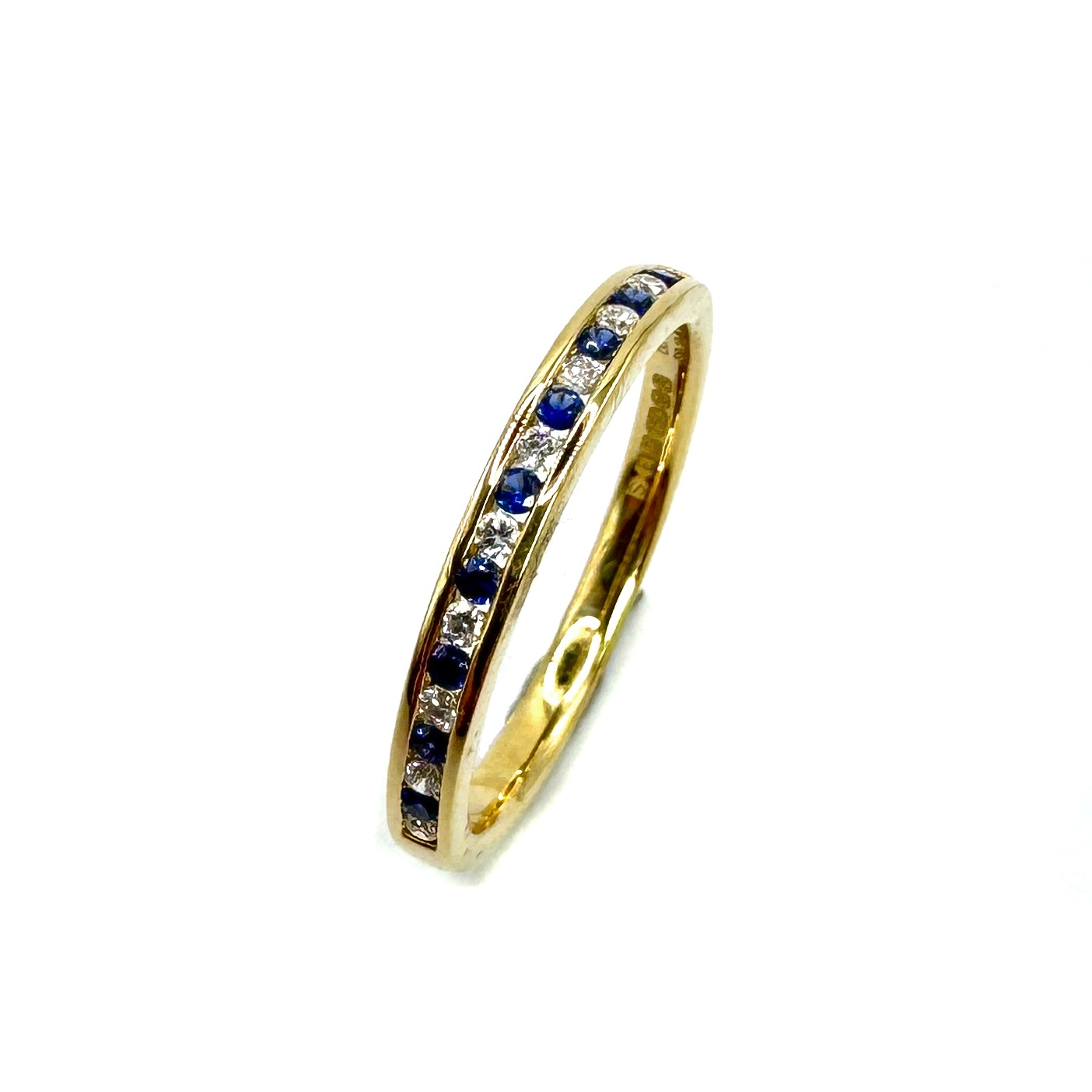 18ct Yellow Gold Sapphire & Diamond Ring