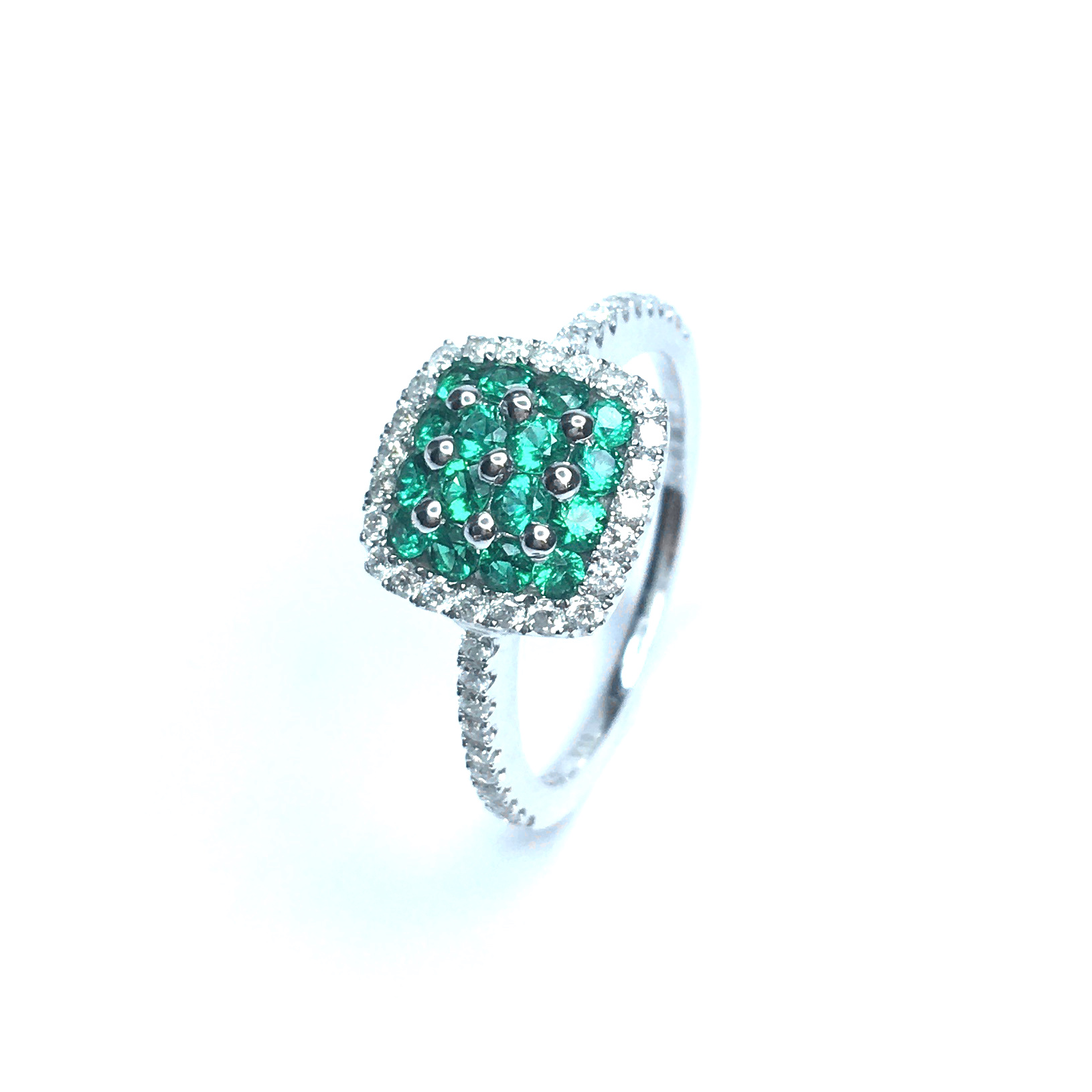 18ct White Gold Emerald & Diamond Ring
